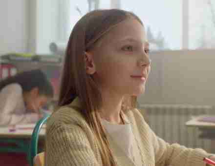 尊龙z6光电公司简介