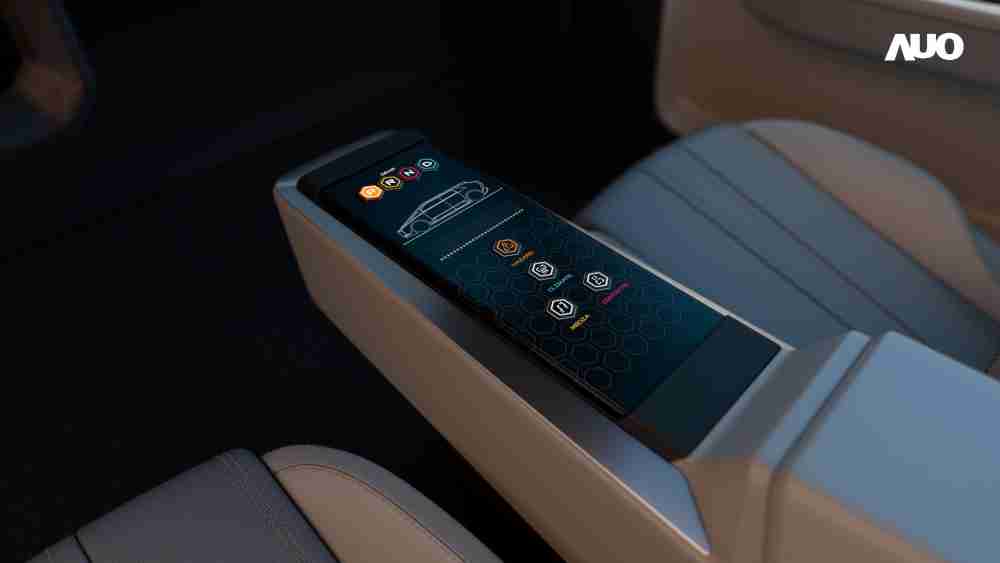 尊龙z6以人性化设计打造多变形态中控显示(Morphing Center Control)，，不使用时仅平面显示信息，，，进行操作时，，，显示器则会动态隆起，，，转变成3D实体按钮，，，并有触觉回馈，，展示人机互动新体验